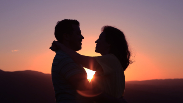 L'oroscopo del 15 novembre, Cancro con problemi e Gemelli dubbiosi