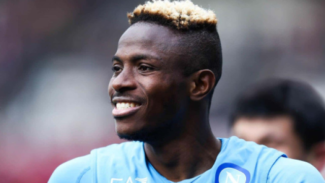 Mercato - Le PSG devra faire face &agrave; la concurrence de Chelsea sur le dossier Osimhen (screenshot Twitter - @le10sport)