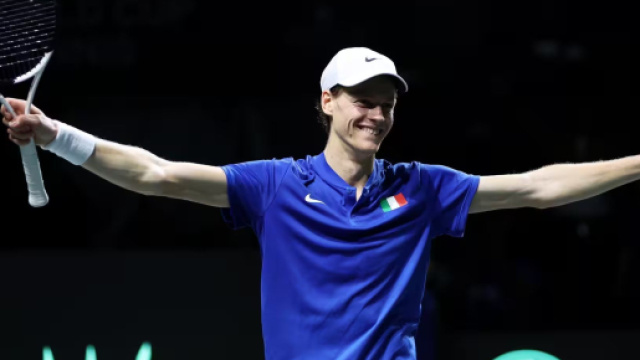 Jannik Sinner ha vinto il premio riservato al tennista pi&ugrave; amato nel 2023.