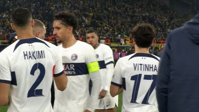 Mbapp&eacute; agac&eacute; par ses partenaires apr&egrave;s Dortmund-PSG. (screenshot Canal+)