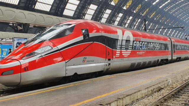 Ferrovie dello Stato assume personale per lavoro d'ufficio a tempo indeterminato