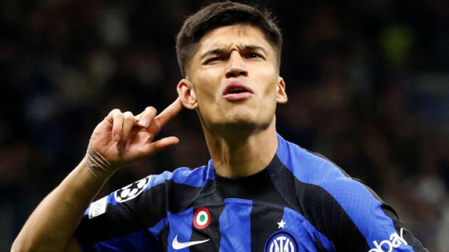 In foto Correa, attaccante dell'Inter.