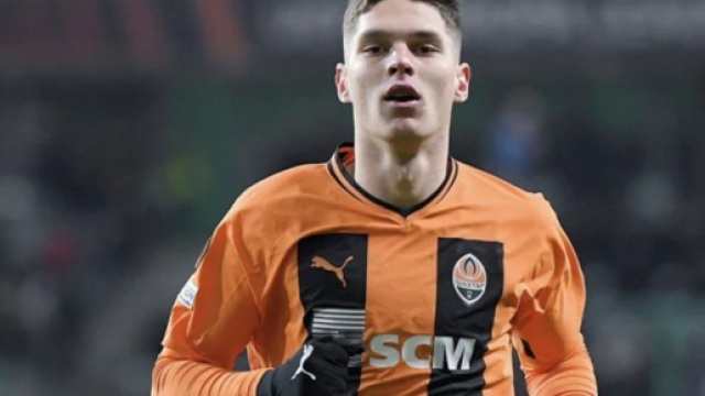 Georgyi Sudakov, centrocampista.