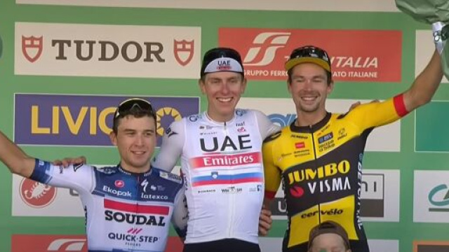 Ciclismo, il programma di Pogacar: niente classiche del pav&egrave;, debutto in Portogallo