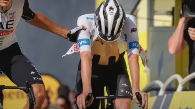 Ciclismo, Thijs Zonneveld su Tadej Pogacar: 'Al Tour si lamentava del caldo e della bici'