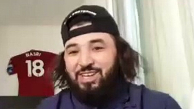 Mohamed Henni se livre (capture YouTube de Mohamed Henni)