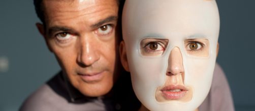 'A Pele Que Habito' &eacute; um ic&ocirc;nico filme de Antonio Banderas (Divulga&ccedil;&atilde;o/Warner Bros. Pictures)