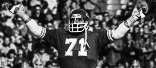 Ed Budde fue un liniero confiable durante sus 14 a&ntilde;os de carrera (X, @Chiefs)