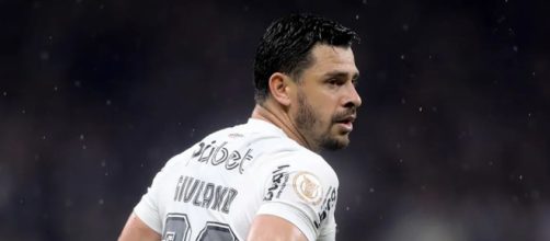 Giuliano jogar&aacute; no Peixe (Reprodu&ccedil;&atilde;o/Facebook/Corinthians)