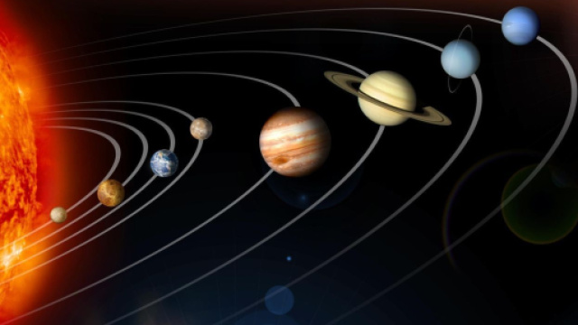 Previsioni astrologiche e classifica del 25 Dicembre: Cancro accogliente, Leone annoiato.