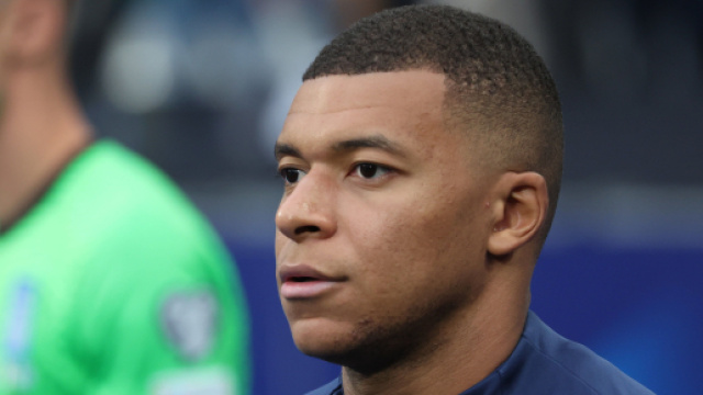 Kylian Mbapp&eacute; avec le PSG (capture Twitter @ActuFoot_)