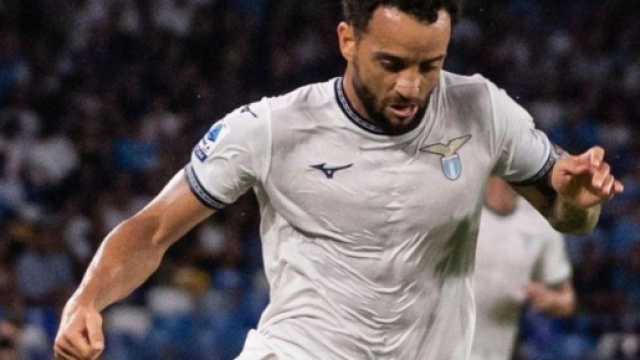 In foto Felipe Anderson, giocatore della Lazio.