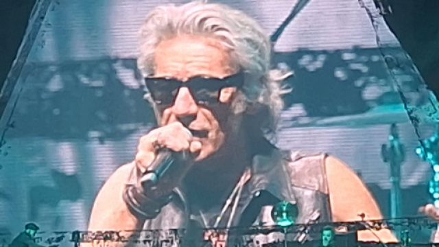 Ligabue ieri in concerto al PalaSele