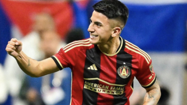 Juve, Giuntoli lavora a rinforzi di qualit&agrave;: si valuterebbe l'acquisto di Thiago Almada.
