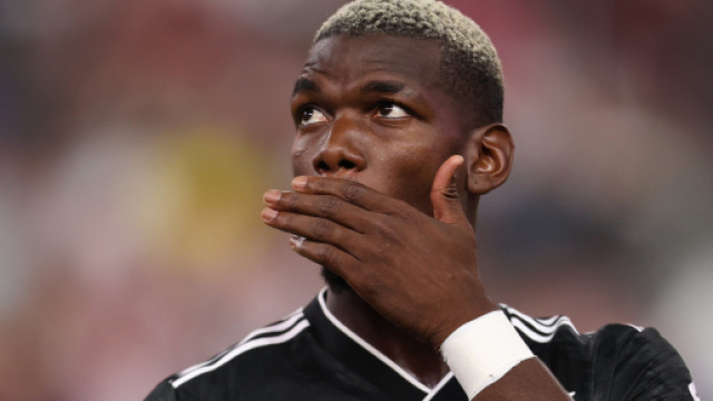 Juventus, il ritorno di Pogba slitta ancora, alcuni tifosi sul web: 'E' un ex giocatore'.