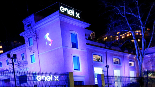 Assunzioni Enel per diplomati e laureati, scadenze 6 marzo e 30 giugno.