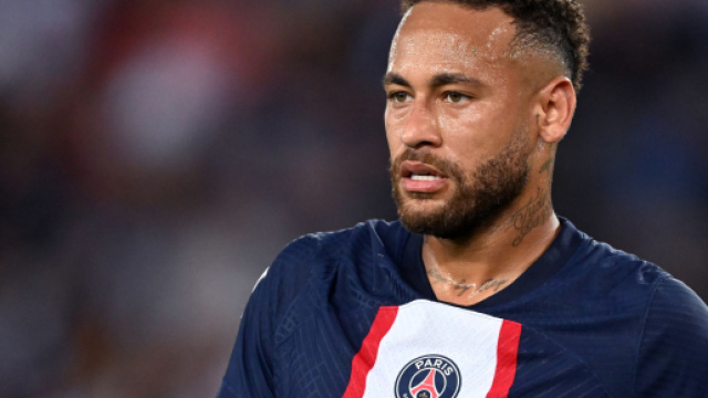 Neymar forfait jusqu'&agrave; la fin de saison avec le PSG. Screenshot @therealchamps.com