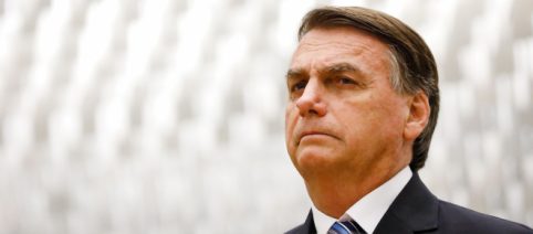 CGU deve quebrar sigilo de cartão de vacinação de Jair Bolsonaro