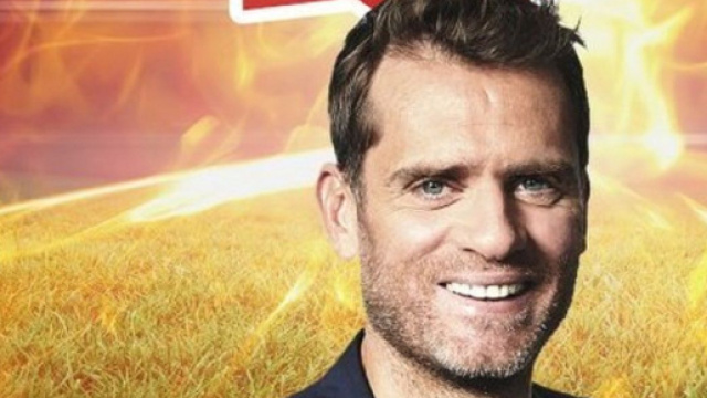 J&eacute;r&ocirc;me Rothen dans Rothen s'enflamme sur RMC (capture Twitter RMC)