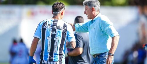 Vina fez sua estreia neste s&aacute;bado (Lucas Uebel/Gr&ecirc;mio FBPA)