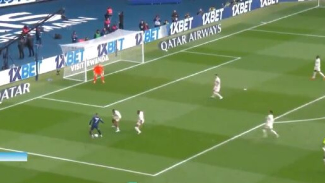 Mbapp&eacute; en grande forme avec le PSG. (screenshot Twitter - @JackyBooooy)