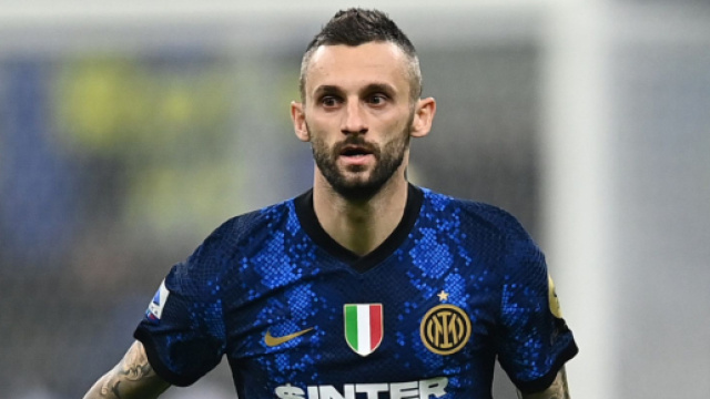 Derby tra Real Madrid e Barcellona per il futuro di Brozovic