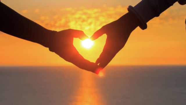 L'oroscopo e classifica di marzo 2023 per l'amore: Ariete e Acquario tra i favoriti.