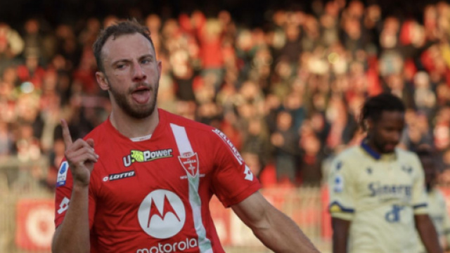 In foto Carlos Augusto, difensore del Monza.