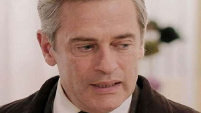 Il Paradiso, episodi 6-7/03: Colombo apprende che Garcia sta per sposarsi.