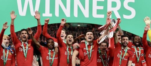 Manchester se sagrou campe&atilde;o da Copa da Liga (reprodu&ccedil;&atilde;o/Twitter/@ManUtd).