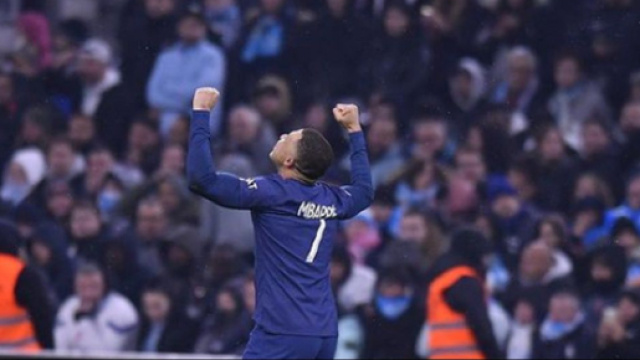Kylian Mbapp&eacute; au stade V&eacute;lodrome (Screenshoot Instagram @k.bappe)