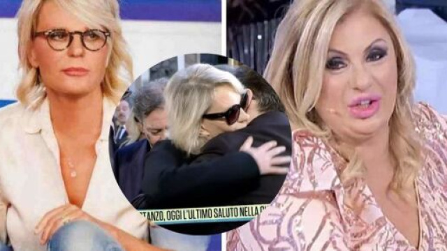 Uomini e donne, Tina preoccupata per Maria De Filippi: '&Egrave; veramente disperata' (Video).