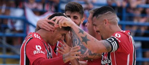 S&atilde;o Paulo conseguiu o gol na bacia das almas contra o Santo Andr&eacute; (Reprodu&ccedil;&atilde;o/Twitter/@SaoPauloFC)