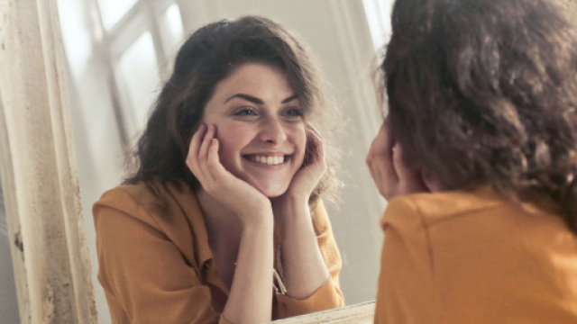 L'oroscopo di domani, sabato 11 febbraio: Cancro vola in amore, Vergine in calo (1^ met&agrave;).