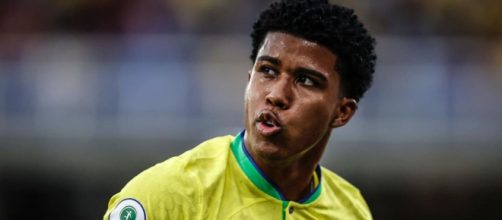 Andrey enfrenta problemas com visto de trabalho (Instagram/@andreysantos_5)