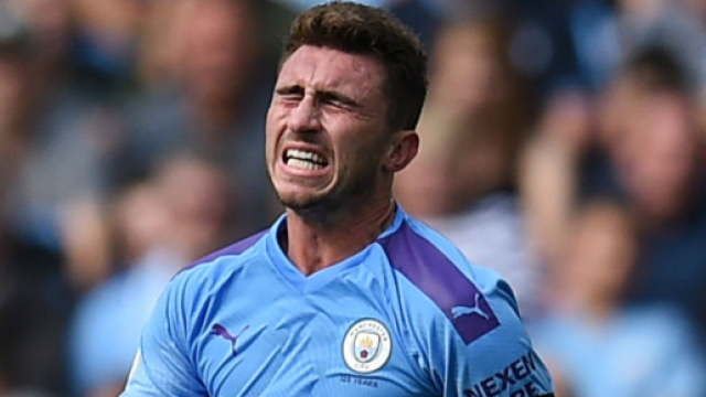 Inter su Laporte per la difesa.