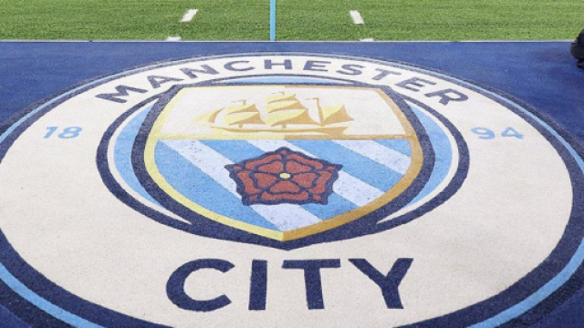 La g&eacute;n&eacute;ration dor&eacute;e de Manchester City tombe dans l'ab&icirc;me. twitter/@DeadlineDayLive