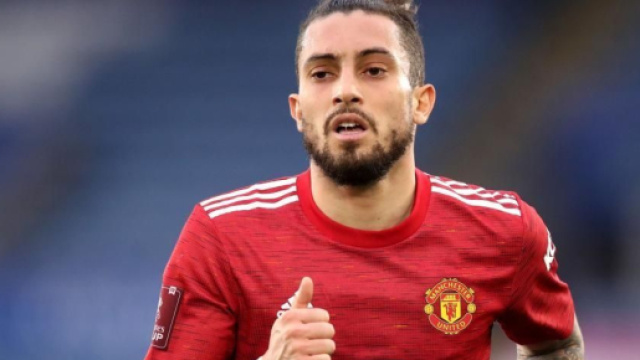 Alex Telles, giocatore brasiliano che interesserebbe alla Juventus.