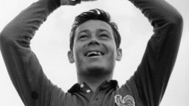 Just Fontaine s'est &eacute;teint &agrave; 89. (screenshot twitter @l'&eacute;quipe)