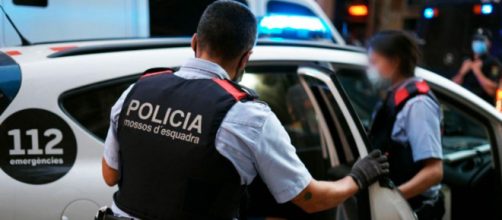 La familia de la v&iacute;ctima denunci&oacute; el presunto abuso ante los Mossos d'Esquadra el pasado mes de diciembre (Twitter, mossos)
