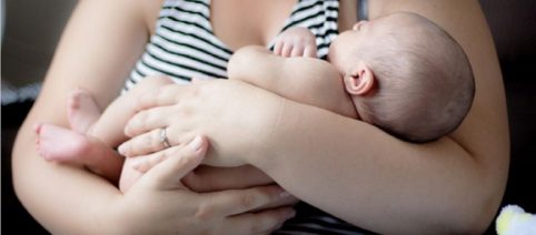 L'allaitement pendant la grossesse : une pratique sans risque, mais une expérience différente