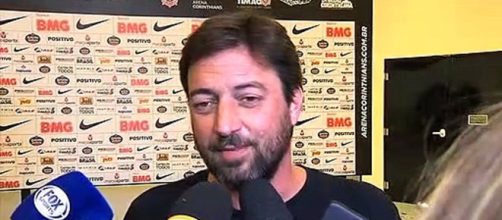 Du&iacute;lio comentou que o Corinthians est&aacute; atento ao mercado (Reprodu&ccedil;&atilde;o/TV Gazeta)