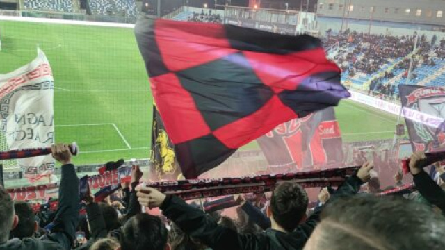 Crotone, finisce in parit&agrave; io derby contro il Catanzaro.