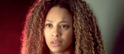 Sol sofre acidente tr&aacute;gico em 'Vai na F&eacute;' (Reprodu&ccedil;&atilde;o/TV Globo)