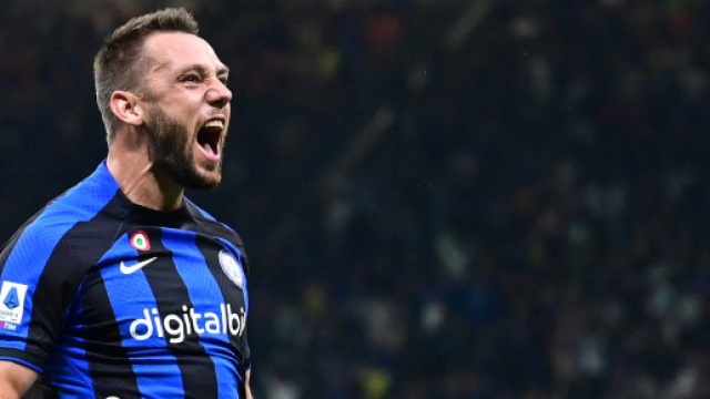 Inter, su De Vrij c'&egrave; la Juventus.