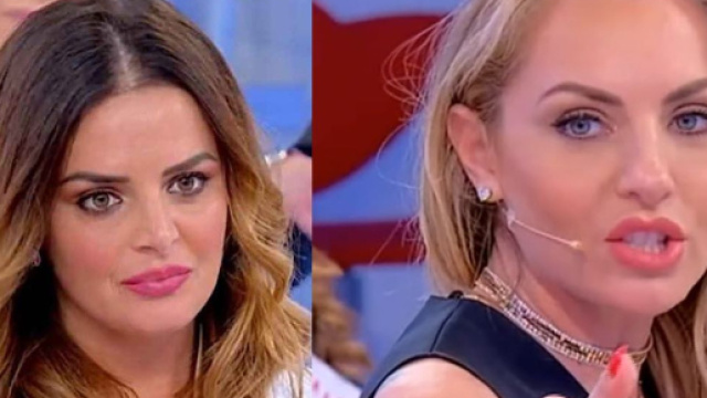 Uomini e Donne, Roberta punzecchiata da Veronica Ursida su Ig: 'Quanto rosica'.