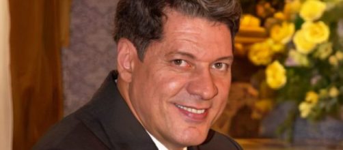 Reginaldo tem despedida marcante em 'Chocolate com Pimenta' (Reprodu&ccedil;&atilde;o/TV Globo)