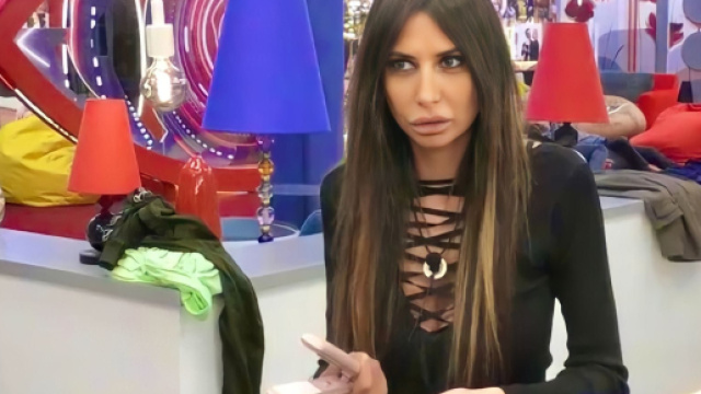 GFVip 7, Sarah Altobello sull'assenza dei vip in studio: 'Decisioni dall'alto'.