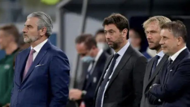 Nella foto l'ex dirigenza della Juve.
