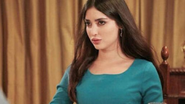 Terra amara, Mujgan spia Yilmaz e Zuleyha.